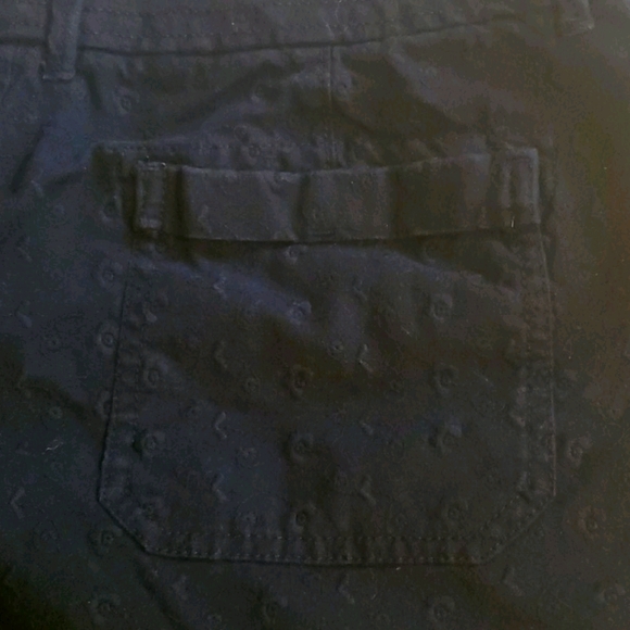 Old Navy Embroidered Shorts Size 12 - Picture 3 of 3